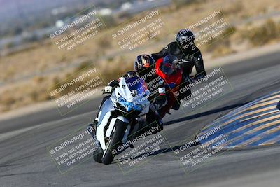 media/Jan-09-2022-SoCal Trackdays (Sun) [[2b1fec8404]]/Turn 11 (935am)/